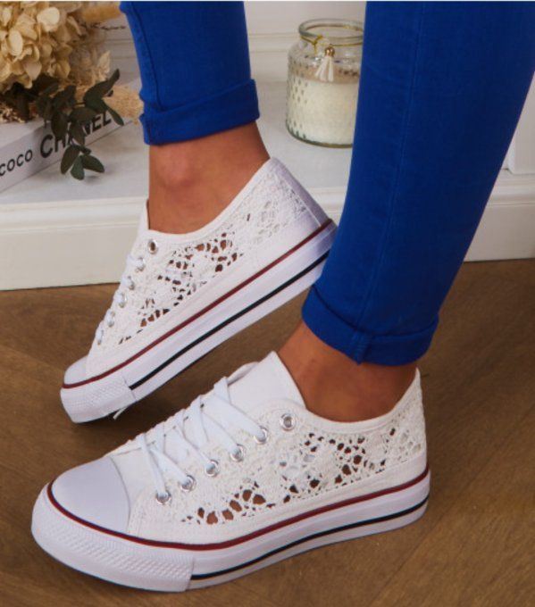 Baskets blanches dentelle
