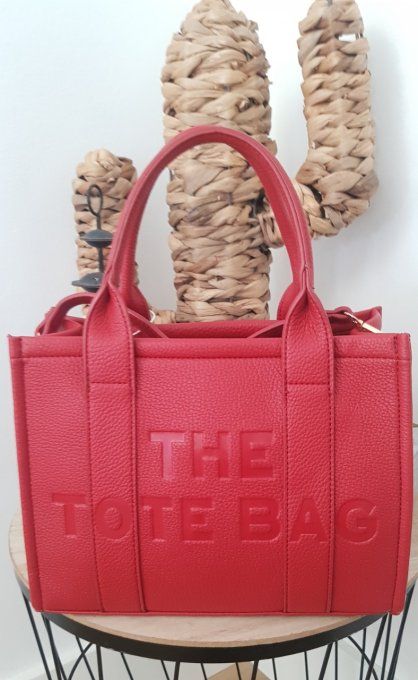 The tote bag rouge simili cuir petit format 