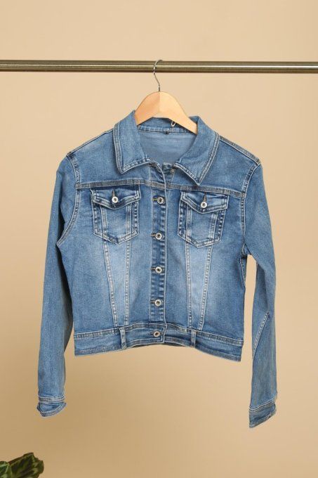 Veste en jean cintrée tendance de chez Melly and co femme xs au xxl