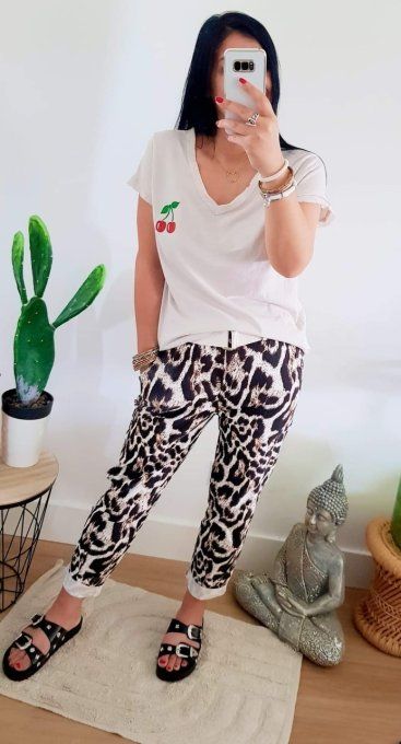 Pantalon imprimé animal  vendu avec la ceinture - Taille unique 36 au 42, poches au dos