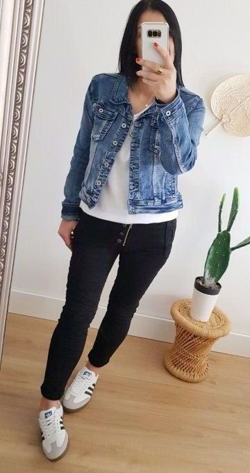 Veste en jean cintrée tendance de chez Melly and co femme xs au xxl